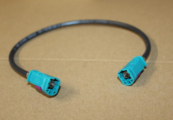 000098600Q - NEW AUDI E-TRON GT DATA CONNECTION LINE 000098600Q ORIGINAL