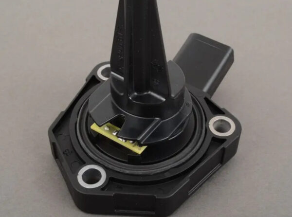 03C907660AA - NEW AUDI A4 B8 OIL LEVEL SENSOR 03C907660AA ORIGINAL