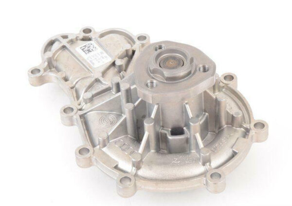059121008J - NEW AUDI Q7 4L COOLANT PUMP 059121008J