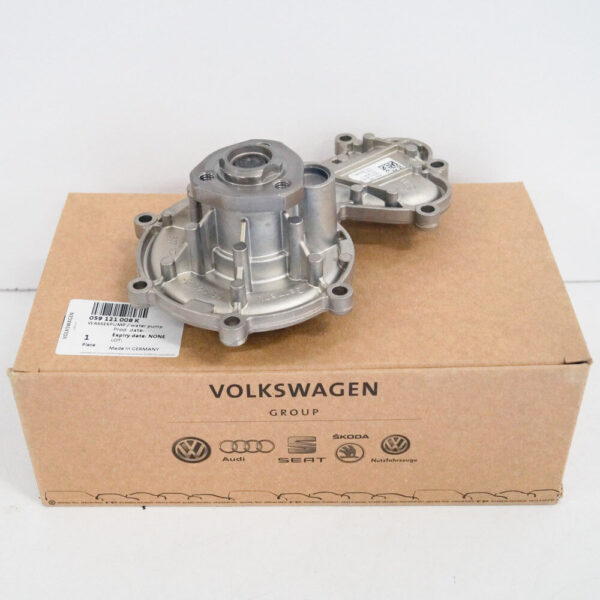 059121008K - NEW AUDI Q5 8R WATER PUMP  059121008K 3.0 DIESEL ORIGINAL