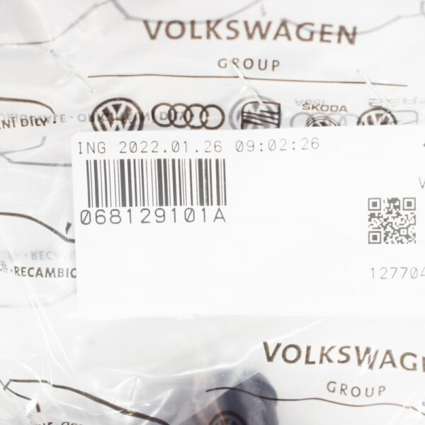 068129101A - NEW VW LT 2D MK2 CYLINDER HEAD COVER PRESSURE-RELIEF VALVE 068129101A ORIGINAL
