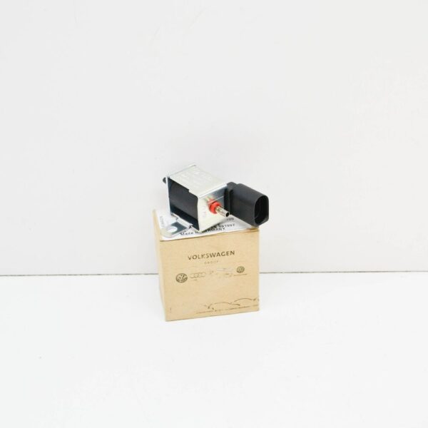 06A906283F - Audi TT 8N Turbo Pressure Control Magnet 06A906283F 1.8 Petrol NEW ORIGINAL