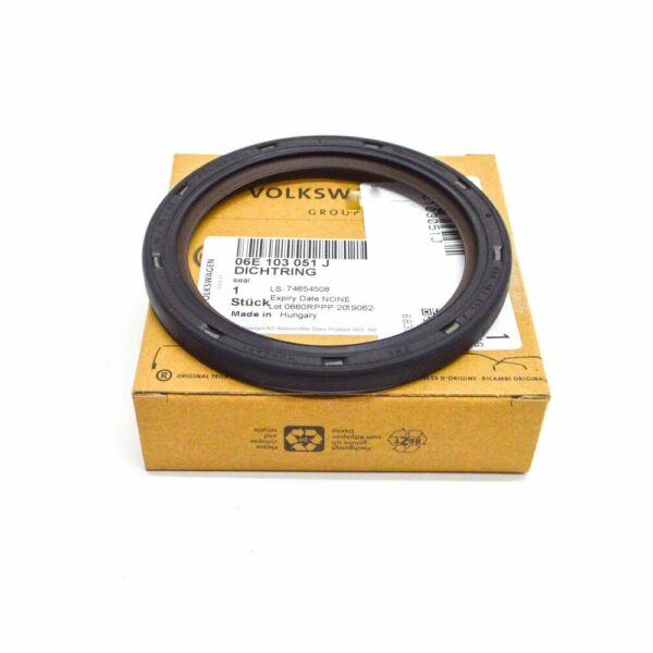 06E103051J - NEW AUDI A6 C8 CRANKCASE SHAFT SEAL RING 06E103051J