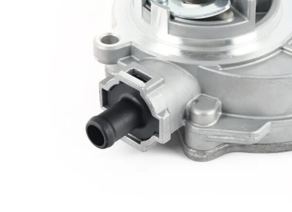 06E145100AA - NEW AUDI Q7 4M VACUUM PUMP 06E145100AA ORIGINAL