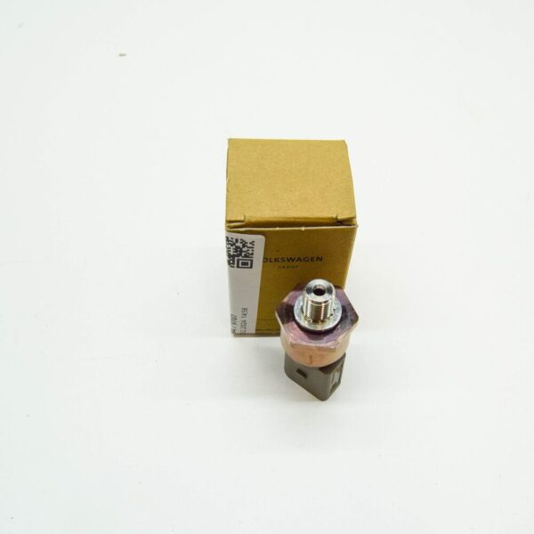 06E906054G - NEW AUDI Q5 FY ENGINE OIL PRESSURE GAUGE SENDER 06E906054G ORIGINAL