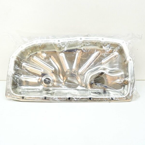 06M103602P - NEW AUDI Q8 ENGINE OIL SUMP PAN LOWER PART 06M103602P ORIGINAL