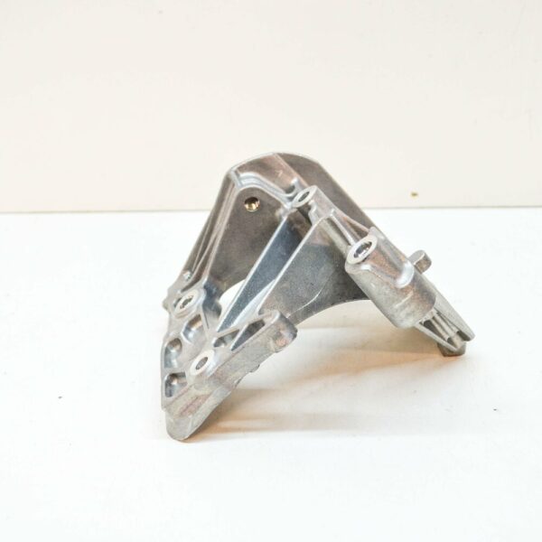 06M903143AJ - NEW AUDI Q7 4M ALTERNATOR BRACKET MOUNT 06M903143AJ