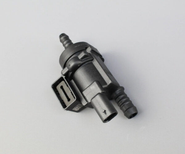 06M906517E - NEW AUDI VW SKODA A1 A3 CONVERTIBLE VALVE 06M906517E GENUINE