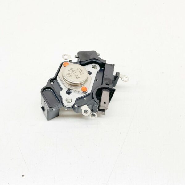 077903803D - NEW AUDI A6 C6 ALTERNATOR VOLTAGE REGULATOR 077903803D OEM