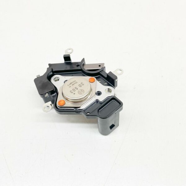 077903803D - NEW AUDI A6 C6 ALTERNATOR VOLTAGE REGULATOR 077903803D OEM