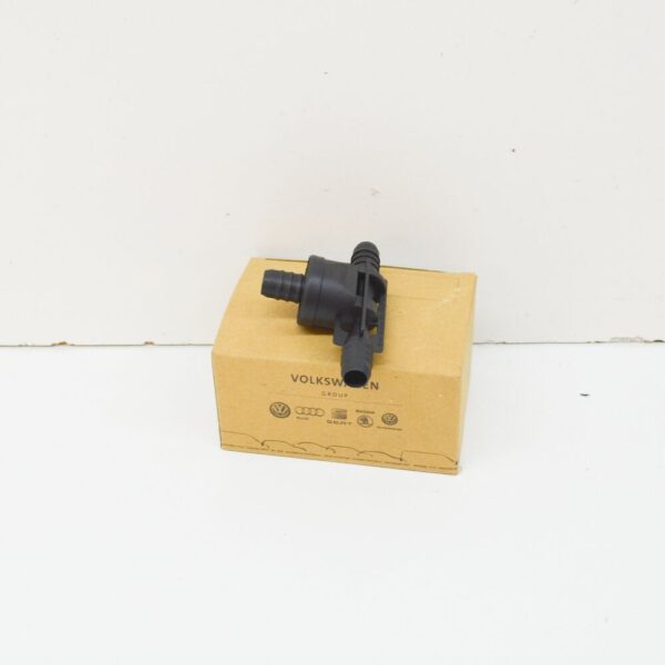 078133753A - NEW AUDI A6 C6 SUCTION JET PUMP 078133753A
