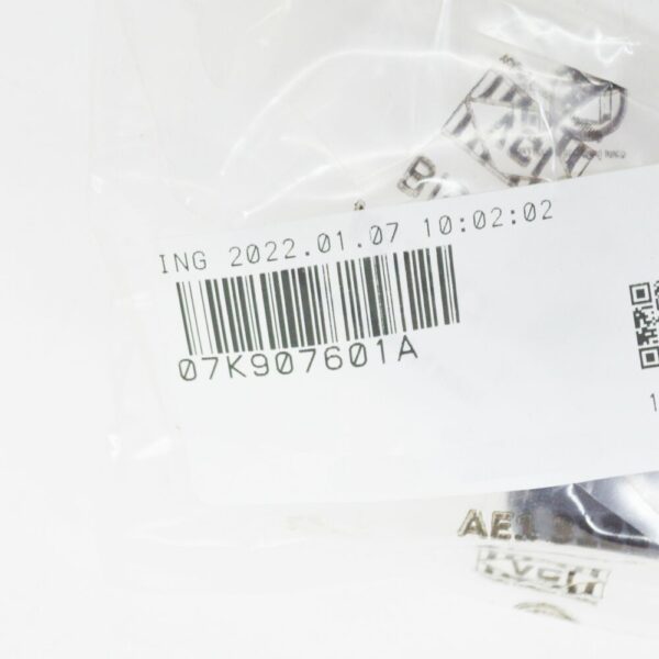 07K907601A - NEW AUDI A4 B7 CAMSHAFT IMPULSE SENDER 07K907601A