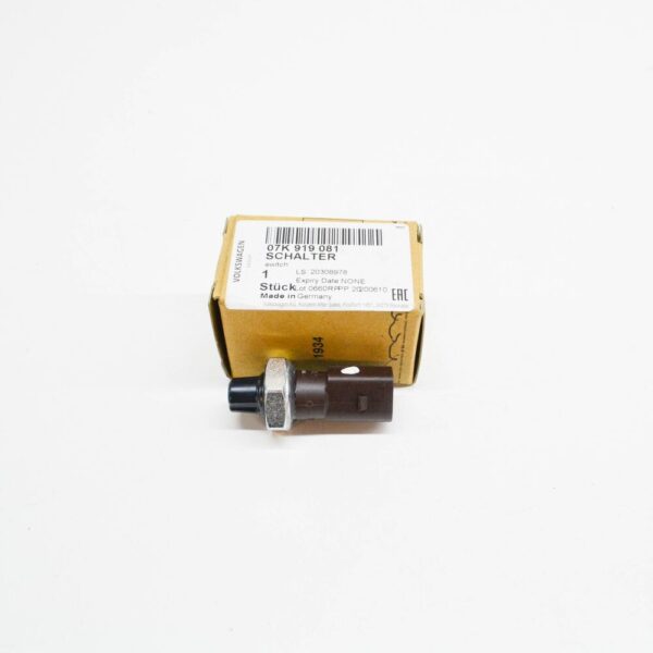 07K919081 - NEW AUDI TT ROADSTER 8J OIL PRESSURE SENDER 07K919081 ORIGINAL