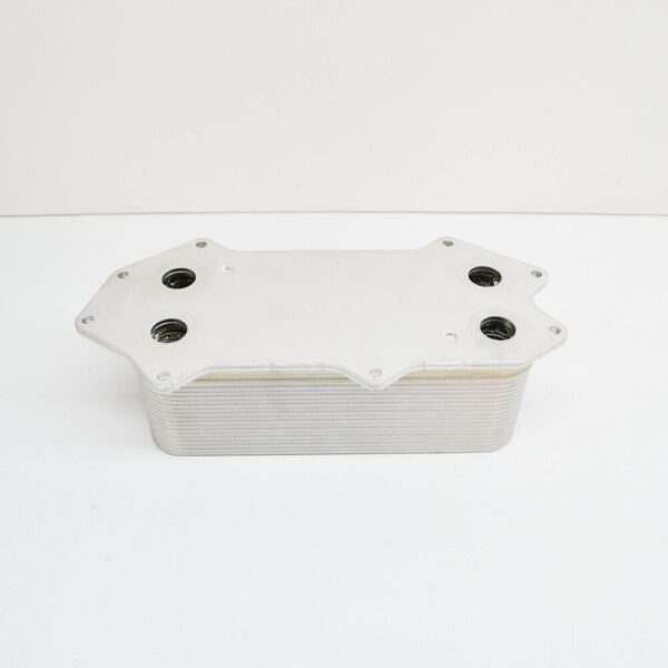 07L117021M - AUDI R8 4S ENGINE OIL COOLER 07L117021M NEW GENUINE
