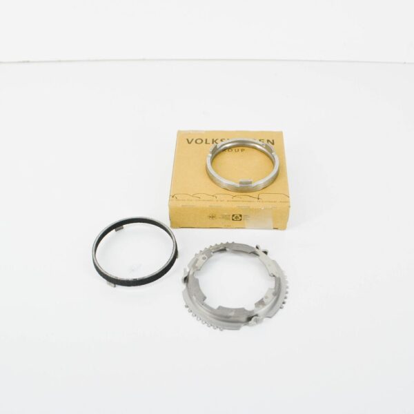 0A5311197D - Audi Q3 F3 3rd Gear Synchronizer Rings Set 0A5311197D NEW GENUINE