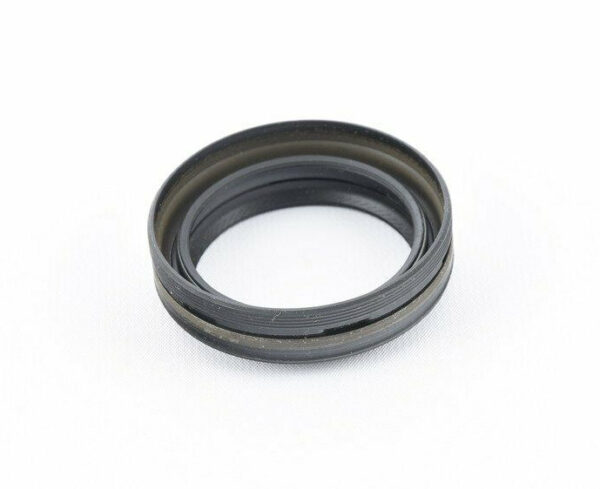 0CK331261C - NEW AUDI Q5 8R AUTOMATIC TRANSMISSION WAVE OIL SEAL 0CK331261C ORIGINAL