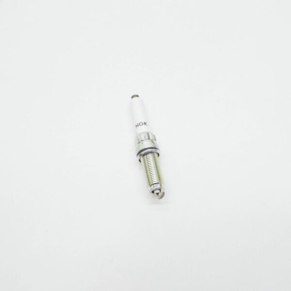 0P2905601 - NEW AUDI A8 D5 4N SPARK PLUG 0P2905601 ORIGINAL