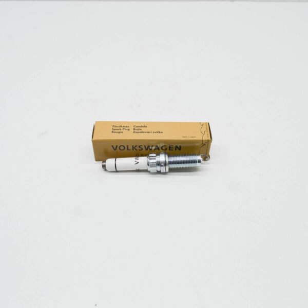 0P2905601A - NEW AUDI RSQ8 SPARK PLUG 0P2905601A ORIGINAL
