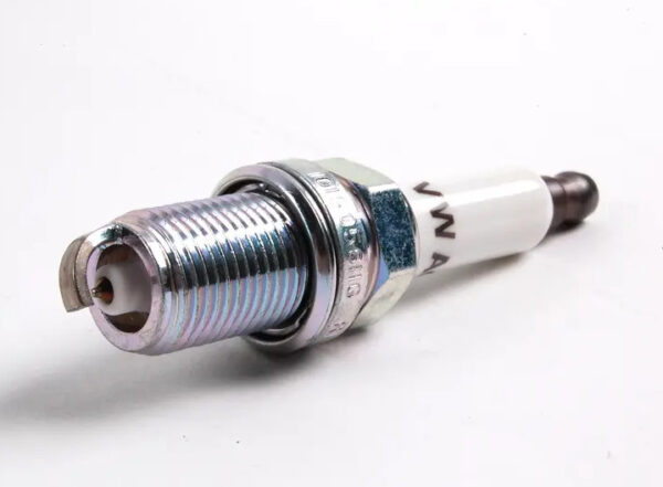 101905611G - NEW A4 B8 SPARK PLUG LONGLIFE 101905611G ORIGINAL