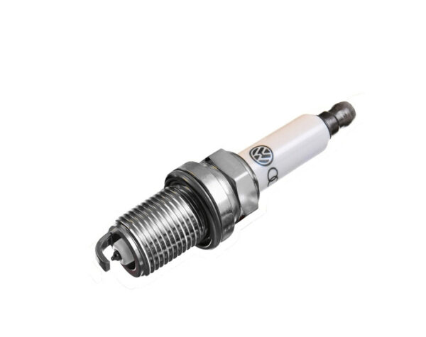 101905621 - NEW AUDI A4 B7 SPARK PLUG 'LONGLIFE' 101905621 05-08 ORIGINAL
