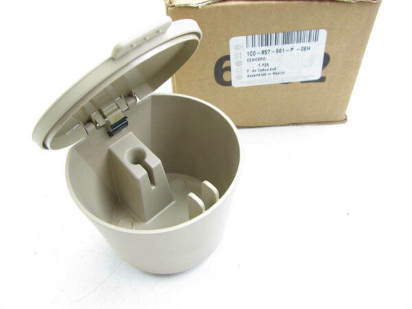 1C0857961P08H - NEW VW BEETLE CABRIO CABRIOLET BETTLE 1C0 ASHTRAY CREAM 1C0857961P08H ORIGINAL