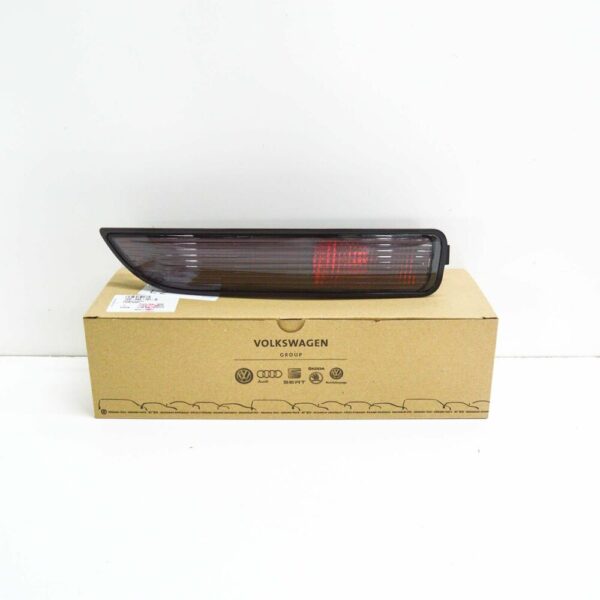 1C0945701D - NEW VW BEETLE CONVERTIBLE 1C1 1Y7 9C1 REAR FOG LIGHT LEFT 1C0945701D