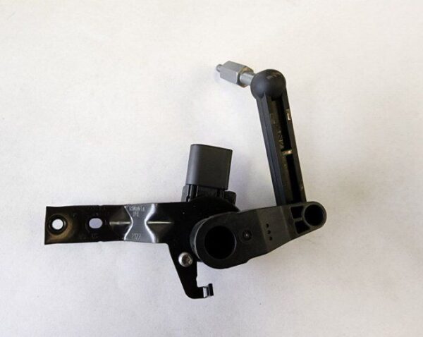 1EA512521C - New AUDI Q4 E-Tron Rear Left Level Sensor With Poles 1EA512521C