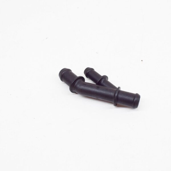 1J0121087E - Audi TT 8N coolant flanges 1J0121087E 1.8 petrol 110kw NEW ORIGINAL