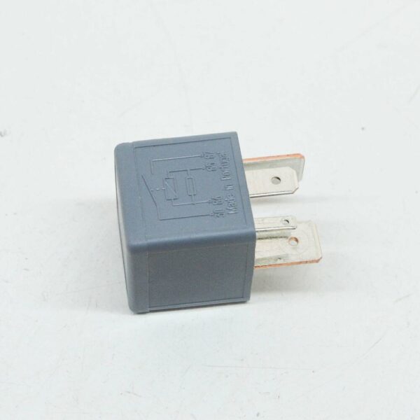 1J0906381B - NEW AUDI TT 8N ENGINE CONTROL UNIT RELAY 1J0906381B 1 8 PETROL ORIGINAL