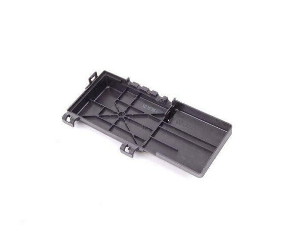 1J0937555A - NEW AUDI A8 D3 FUSE HOLDER COVER 1J0937555A