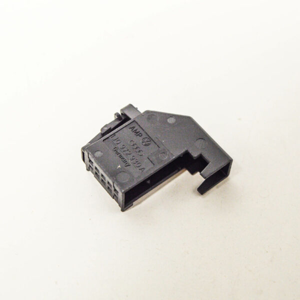 1J0972930A - NEW VOLKSWAGEN PASSAT B7 10 PIN FLAT CONTACT HOUSING 1J0972930A ORIGINAL