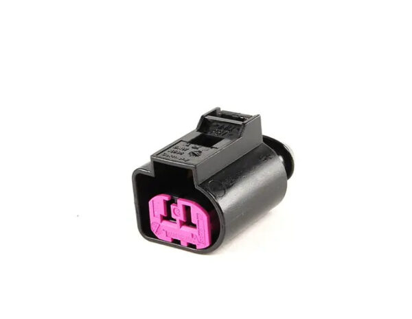 1J0973772 - NEW AUDI A3 8P GENERATOR FLAT CONNECTOR WALK 2 PIN 1J0973772 ORIGINAL