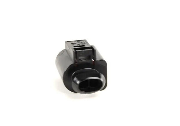 1J0973772 - NEW AUDI A3 8P GENERATOR FLAT CONNECTOR WALK 2 PIN 1J0973772 ORIGINAL