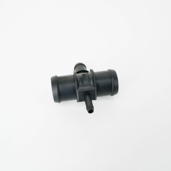1K0121087E - NEW AUDI A3 SPORTBACK 8P ENGINE COOLANT FLANGES 1K0121087E ORIGINAL