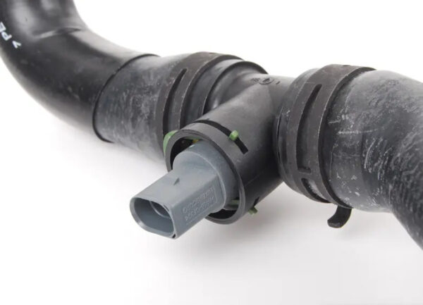 1K0122051HE - NEW AUDI A3 8P RADIATOR COOLANT HOSE 1K0122051HE ORIGINAL