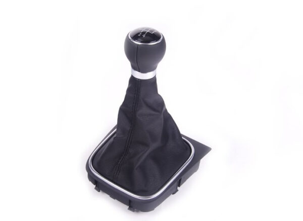 1K0711113CFUZD - NEW VW JETTA A5 GEAR SHIFTING KNOB WITH BOOT 1-5,R 1K0711113CFUZD ORIGINAL