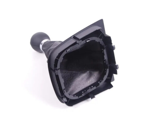 1K0711113CFUZD - NEW VW JETTA A5 GEAR SHIFTING KNOB WITH BOOT 1-5,R 1K0711113CFUZD ORIGINAL