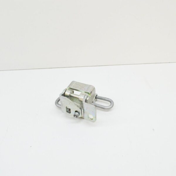 1K0831411Q - Volkswagen GOLF MK5 Front Left Door Lower Hinge 1K0831411Q NEW GENUINE