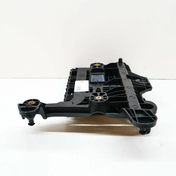 1K0915333H - NEW AUDI A3 8P BATTERY PAD HOLDER 1K0915333H 2008 GENUINE