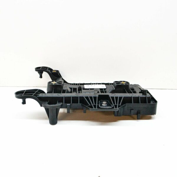 1K0915333H - NEW AUDI A3 8P BATTERY PAD HOLDER 1K0915333H 2008 GENUINE