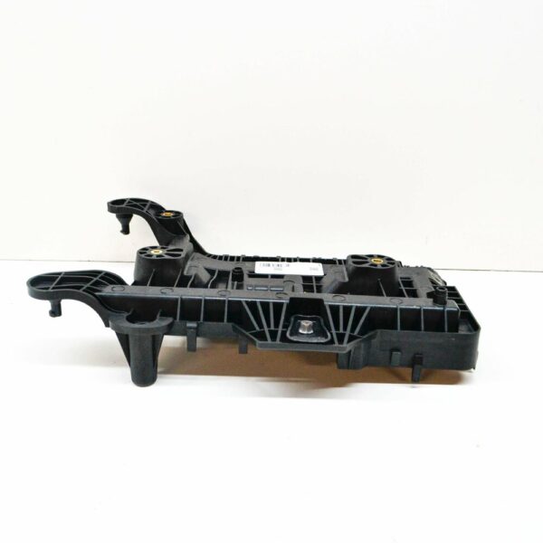 1K0915333H - NEW AUDI A3 8P BATTERY PAD HOLDER 1K0915333H 2008 GENUINE
