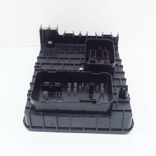 1K0937124K - NEW AUDI A3 8P ENGINE BAY CENTRAL ELECTRICS FUSE BOX 1K0937124K ORIGINAL