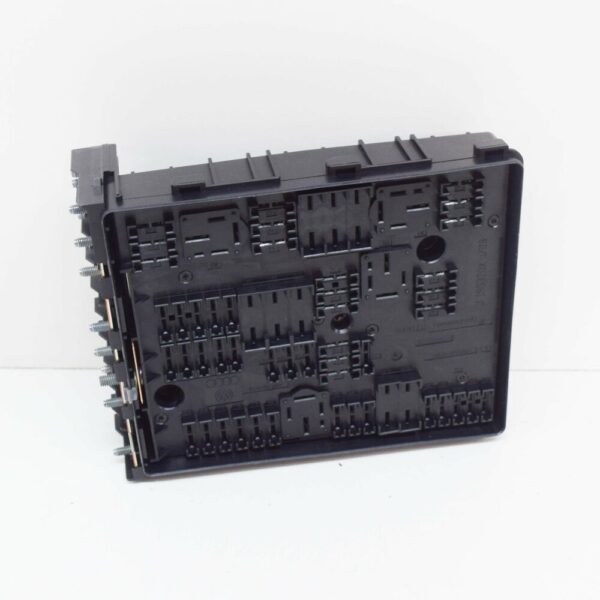 1K0937124K - NEW AUDI A3 8P ENGINE BAY CENTRAL ELECTRICS FUSE BOX 1K0937124K ORIGINAL