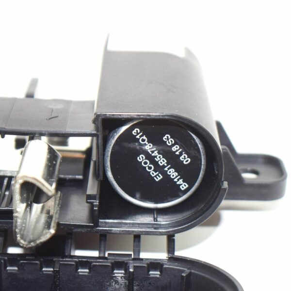 1K0937517 - NEW AUDI A3 8P POTENTIAL DISTRIBUTOR JUNCTION BOX/ JUMP POINT 1K0937517