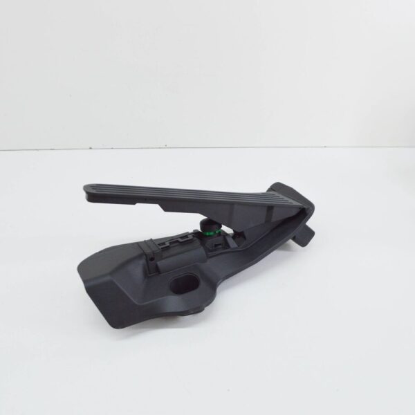 1K2723503AR - NEW AUDI Q3 8U ACCELERATOR PEDAL RHD 1K2723503AR ORIGINAL