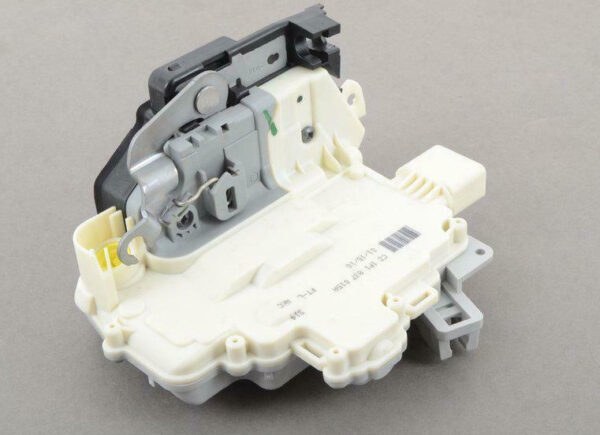 1P1837015 - NEW VOLKSWAGEN EOS FRONT LEFT DOOR LOCK LHD 1P1837015 ORIGINAL