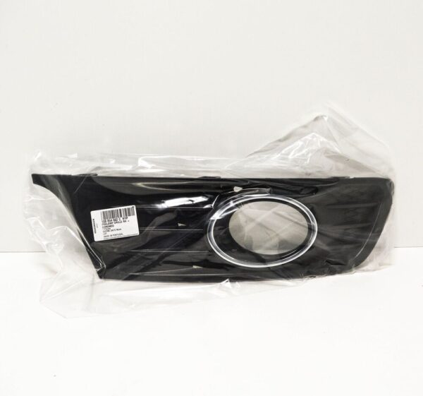 1Q0854662CRYP - NEW VW EOS FRONT BUMPER RIGHT FOG LIGHT GRILLE 1Q0854662CRYP