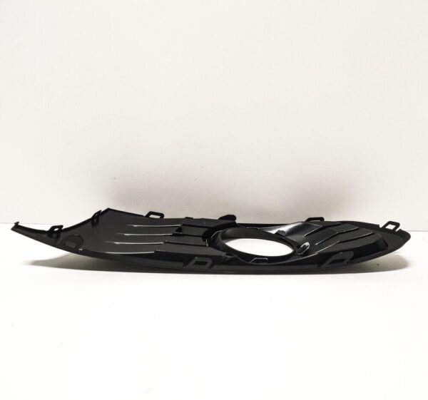 1Q0854662CRYP - NEW VW EOS FRONT BUMPER RIGHT FOG LIGHT GRILLE 1Q0854662CRYP