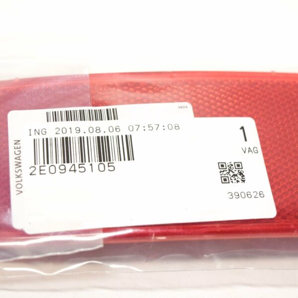2E0945105 - New Genuine VOLKSWAGEN CRAFTER Set Of Rear Bumper Left And Right Reflectors OEM