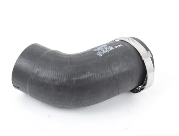 3AA145832B - NEW VOLKSWAGEN PASSAT B7 INTERCOOLER LOWER HOSE 3AA145832B ORIGINAL